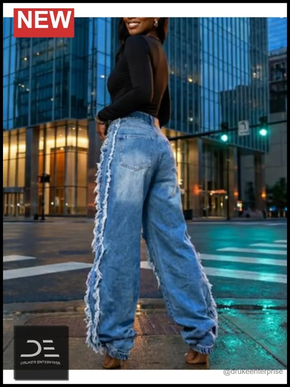 High Waisted Ripped Wide Leg Baggy Jeans with Frayed Details Y2K Streetwear
